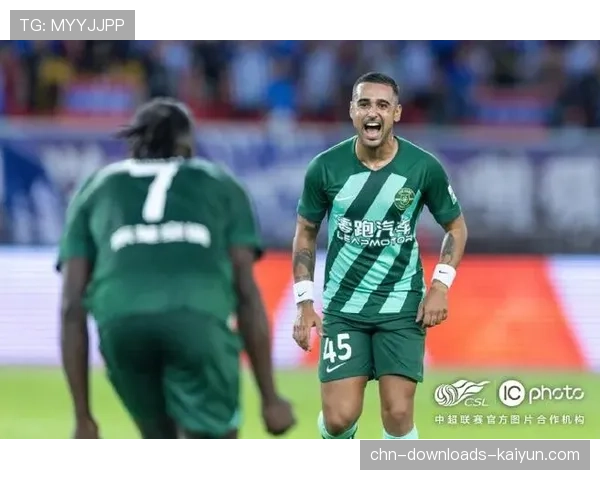 武汉三镇2-0击败浙江队，取得本赛季第二场胜利后积分转正至2分